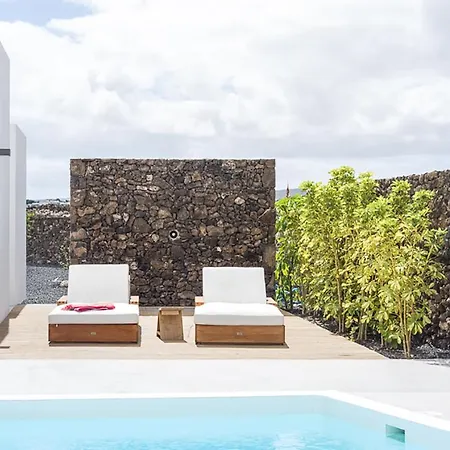 Dar Beida: Villa Con Piscina En Lajares, 7Km Playa