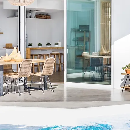 Villa Dar Beida: Villa Con Piscina En Lajares, 7Km Playa *
